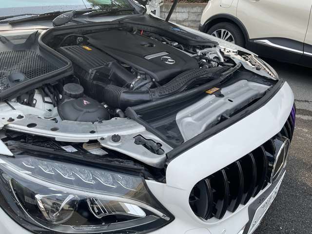 ●とても奇麗なエンジンルーム、きっちり整備を施してからの納車になりますのでご安心を