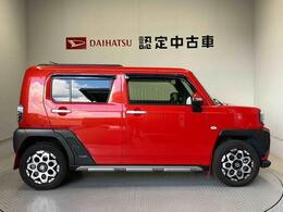 車両右側面からの写真になります。車をご覧になりたい時はお気軽に最寄りの店舗へご相談下さい。