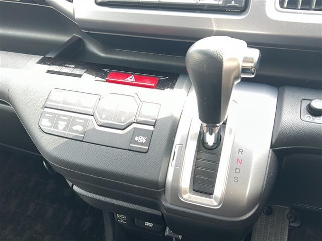 防錆対策はお早めに。アンダーコートやマフラーコートなど下回りを保護するコーティングオプションも承ります。※別途オプション