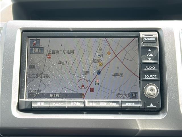 【マルチファンクションディスプレイ】ヘッドランプや先進安全技術の作動状況、各種の燃費情報など、車両の様々な情報を大型ディスプレイに表示。運転中でも視認しやすく、情報を直感的に把握できます。