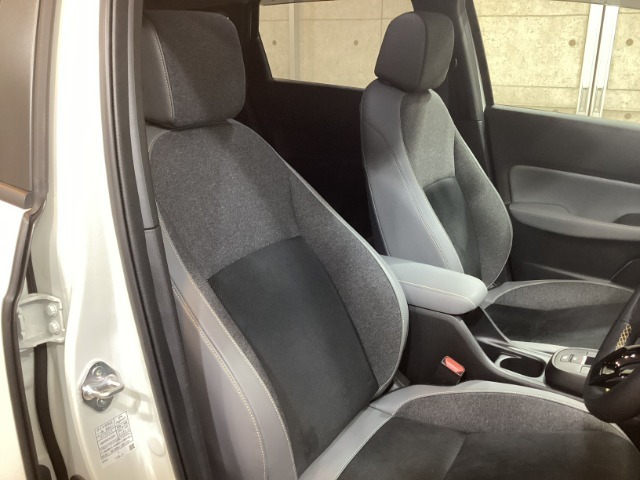 ディーラー整備士による納車前整備とアフターサービスは当店でお求めいただくのメリットのひとつです。