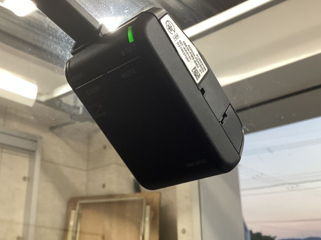 純正前後ドラレコ