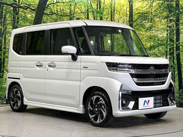 大好評のボディコーティング「弾スプラッシュコート」もご納車までに施工可能。通常のガラスコートと異なる、耐久年数6年の無機質ガラスコーティングが、ボディをキレイな状態に保ってくれます。