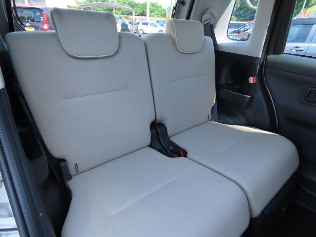 【当店の安心宣言】　★全車事故歴無し【日本査定協会基準】　★全車6万キロ以内の良質車【メーター管理システム基準】　★全車保証付き【国の認定工場（自社工場）で整備】快適なカーライフをお過ごし下さい♪