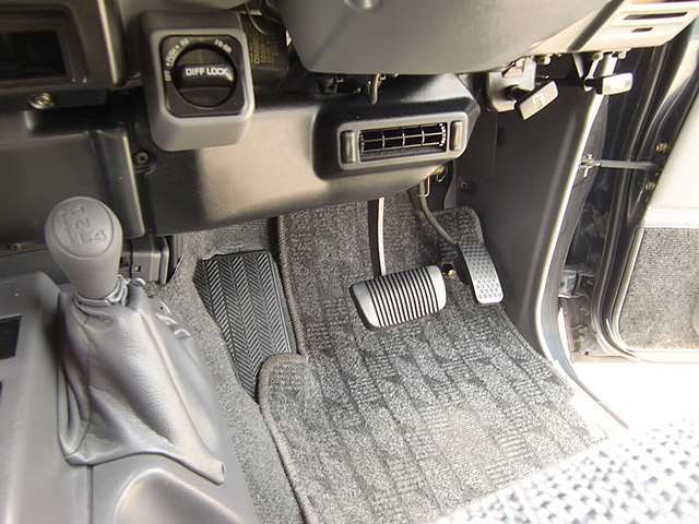 らんこ　♢プロフご確認ください♢ 中古車】トヨタ ランドクルーザー70 ZX中古車販売実績（2025