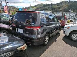 当社では社長自ら会場に出向き品質のいいお車の仕入れを行なっています。