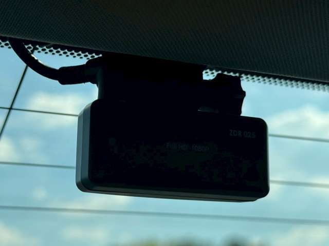 ♪当店は他府県登録＆納車の実績も多数御座います♪格安でご納車させて頂きます♪全国各地からのお問い合わせをドシドシお待ちしております。保証に関しましても全国各地でご対応が可能です♪