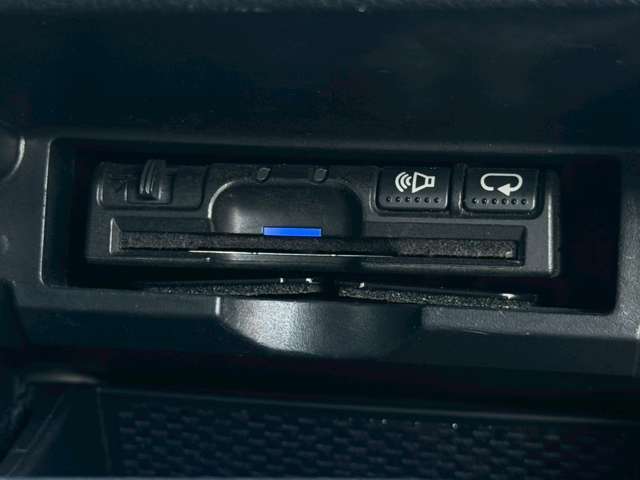 只今お車購入の方に限りお手入れ楽々ガラスコーティングを格安で施工実施中♪