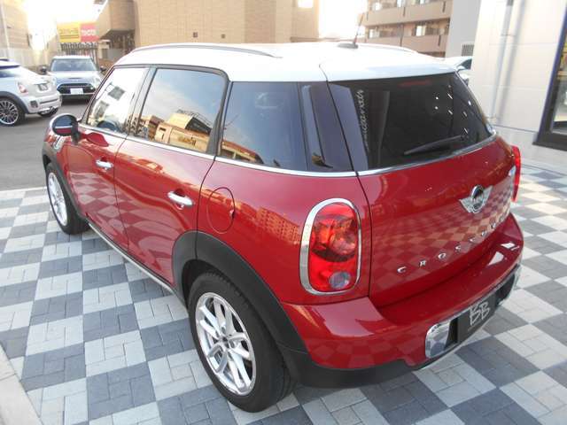 ご遠方の方にもご安心してご購入頂けるよう、全車、日本自動車鑑定協会（JAAA、AIS）により鑑定済みです。お車の詳細状態は鑑定書としてWEB上でもご覧いただけます！