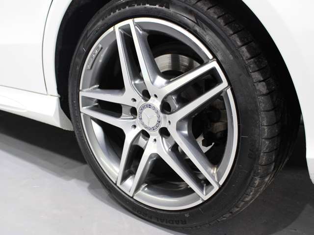 18インチアルミ☆タイヤ4本新品