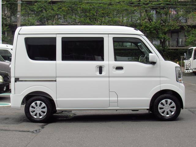 【陸送サービス】ご遠方のお客様には専門業者を介した輸送納車サービスがございます（※有料）。お住まい、お届けご希望の地域をご連絡いただければ費用のお見積もりと輸送期間の目安をご案内させていただきます。