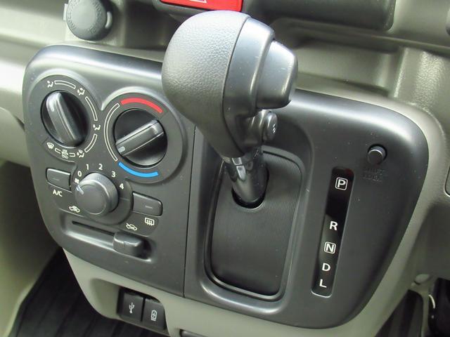 【ご来店のお客様】千代田線北綾瀬駅から徒歩3分！出口から左綾瀬警察方面に大きなSUZUKIの看板が目に入ります！