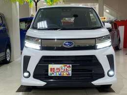 全天候型屋内展示場でゆっくりお車選びができます★