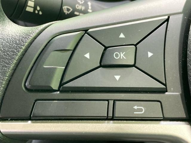 WECARSの展示場では実際に見て、触ってお車をお選びいただけます！知識の豊富な営業スタッフが様々なカーライフをご提案いたします！