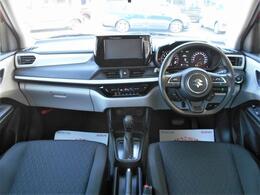 広いフロントガラスで視界も良好です！