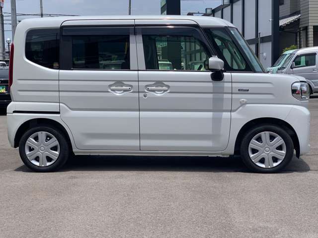 お車の車検・オイル交換・修理・鈑金塗装・ガラス修理・デントリペア・ボディコーティングなども幅広く対応しております。その際は無料で代車を貸し出し致します。車の事は何でもお任せください！