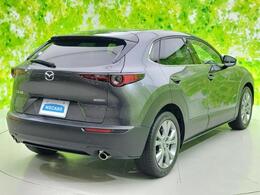 全国に店舗を展開しているのでどこでもお取り寄せが可能です！この車が気になるけど遠方だから・・・と諦める必要はありません！※別途陸送費が必要です。