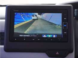 ◆バックカメラ◆リバースにするだけで映ります、後方の安全確認や、狭い駐車場での車庫入れ、雨の日や夜間など視界の悪い時に便利です！安全にバックする為には欠かせない装備です。
