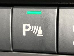 【クリアランスソナー】バンパーに付いたセンサーが障害物を検知！一定の距離に近づくとアラートで教えてくれます♪狭い駐車スペースや車庫入れ時も安心ですね☆