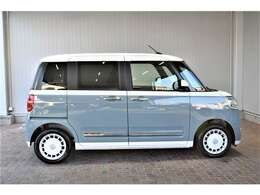 両側パワースライドドア付きです。