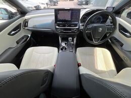 グループ総在庫数約30，000台！！全国の系列店からメーカー・車種問わずご紹介出来るので、あなたにピッタリのお車が見つかるはずです♪まずはお問い合わせ下さい☆