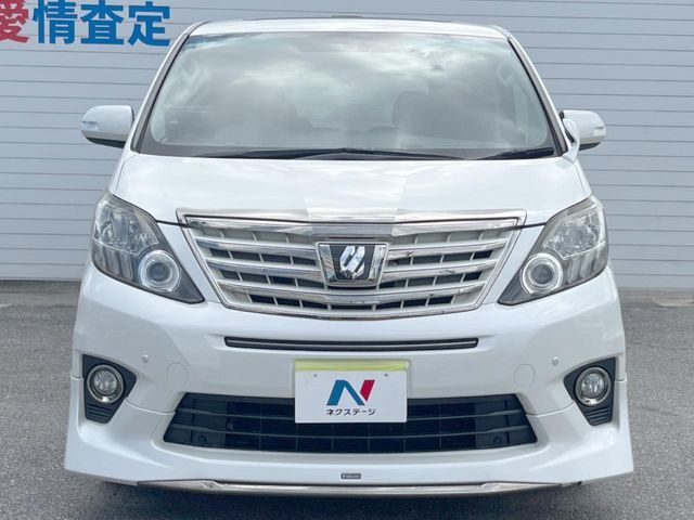 弊社では、全車『修復歴なし』のお車のみ取り扱っております。専任バイヤーによる厳選した仕入れの後、入庫後の車両チェックを行い、ネクステージが認定した高品質な中古車をご提供しております。