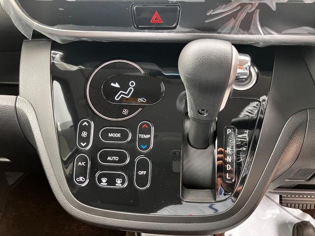オートエアコン付きなので車内も快適