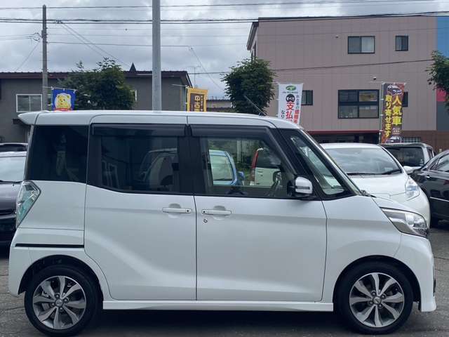 当社の販売車両は第三者機関のプロのJAAA鑑定士（日本自動車鑑定協会)が販売中古車をしっかり鑑定をし鑑定内容を表記していますのでクルマの品質がとても分かりやすくなっています。