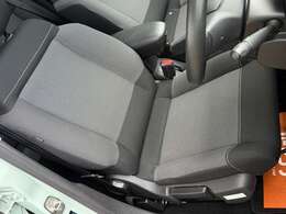 全国販売承っております。遠方陸送やWEB商談可能です！！WEBにて現車の外装内装隅々までご案内が可能となっており大変ご好評頂いております！