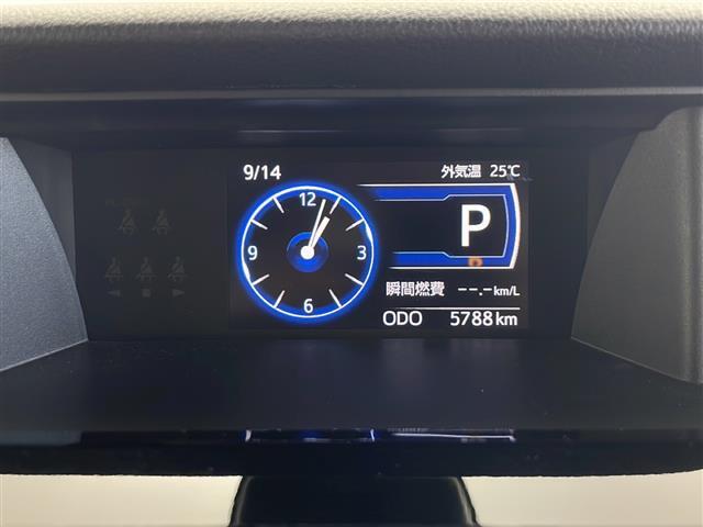 【スピードメーター】メーターがシンプルで見やすく運転しやすいですね！