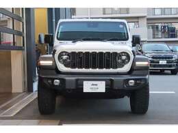 高年式低走行のお勧めの一台でございます。