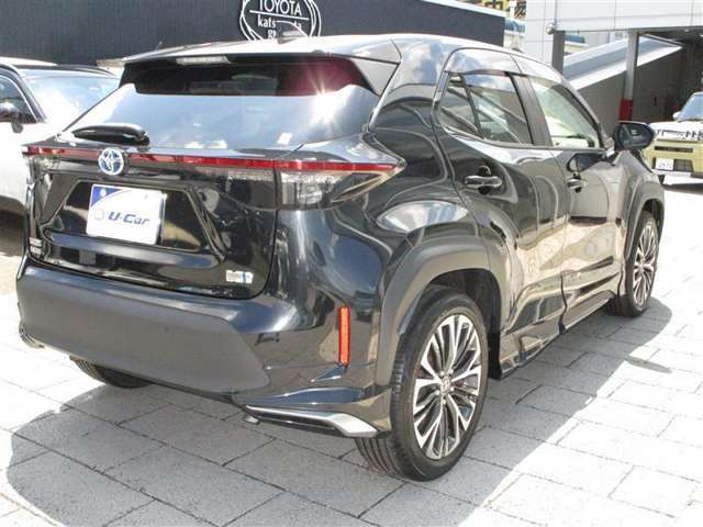 走りにこだわりながら収納力も持ち合わせたお車です。荷物を載せて軽快なドライブを楽しめますよ♪