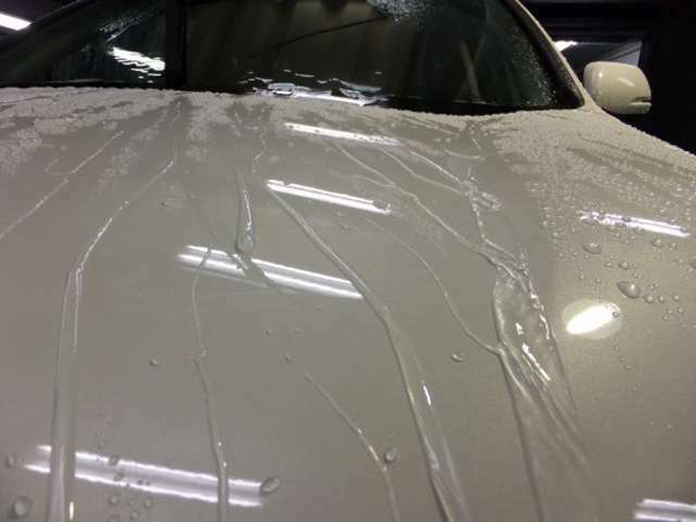 Bプラン画像：強度と耐久性のあるコーティング材でボディを保護いたします。洗車のふきあげが楽になります。