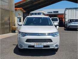 事故や故障など万が一の際にも対応できるよう、自社にて積載車＆レッカー車を所有しております。お困りの際は遠慮せずに御連絡ください！！