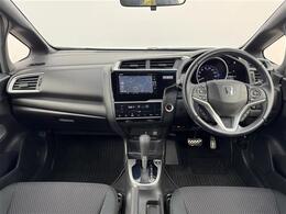 【インパネ全体】『インパネ全体』の画像になります。写真の内容に関してご不明点、ご質問等がございましたらお気軽にガリバー店舗までお問い合わせください。