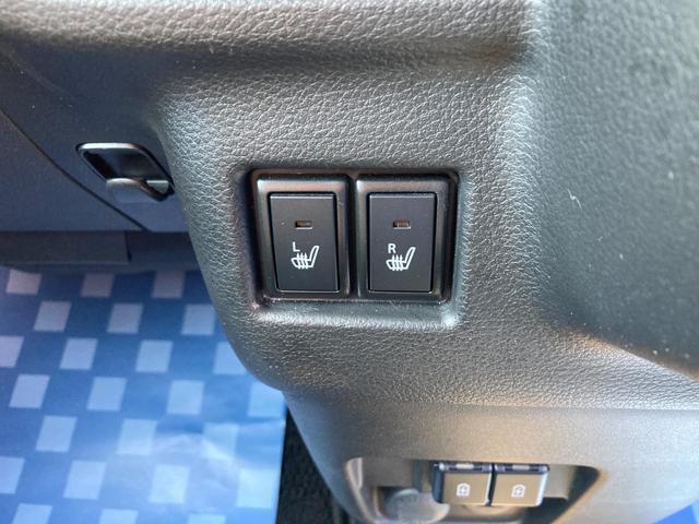 運転席・助手席にはシートヒーター機能が付いています。寒い日の心強い味方です♪