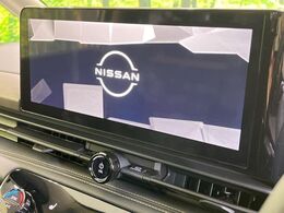【純正12.3インチナビ】人気の純正ナビを装備しております。ナビの使いやすさはもちろん、オーディオ機能も充実！キャンプや旅行はもちろん、通勤や買い物など普段のドライブも楽しくなるはず♪