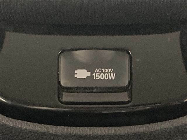 【1500W】コンセント付きですので家庭用電化製品が車内でご利用いただけます。