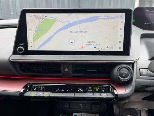 どこに行くにも便利なカーナビ付き！