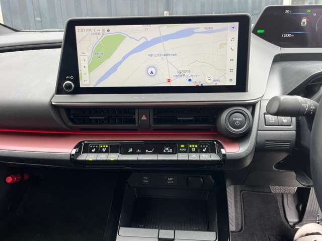 どこに行くにも便利なカーナビ付き！
