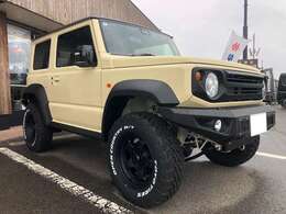 必要最低限の高品質カスタムパーツを盛り込みました