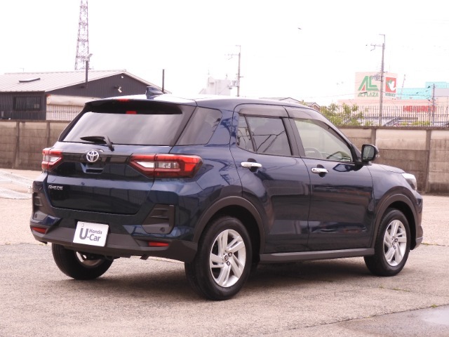 お立ち寄りいただく際は、事前にご連絡をお願いします。お目当てのお車が商談中や売約となることもございます。ご確認いただいてから、お立ち寄りください。