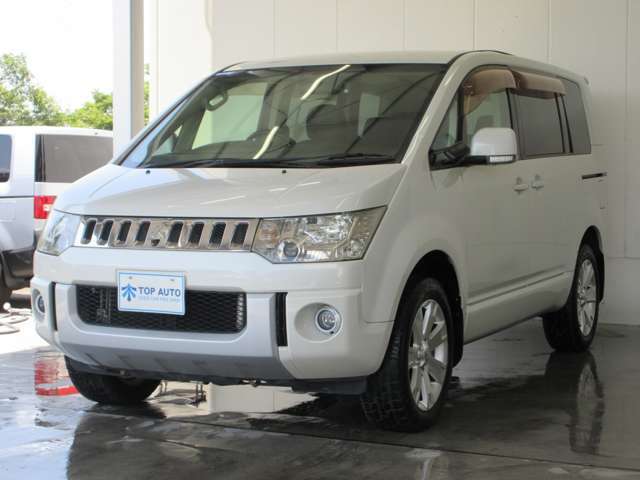 埼玉県さいたま市岩槻区にミニバン中古やアメ車旧車・アメ車SUV・アメ車バンなど展示台数在庫250台以上の大型展示場です。ミニバンおすすめ・ミニバン5ナンバーやミニバン燃費など専門店ですのでお任せ下さい