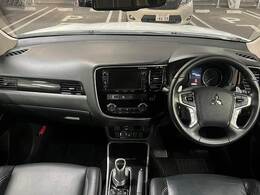 アイポイントが高く見晴らしの良い運転席です！