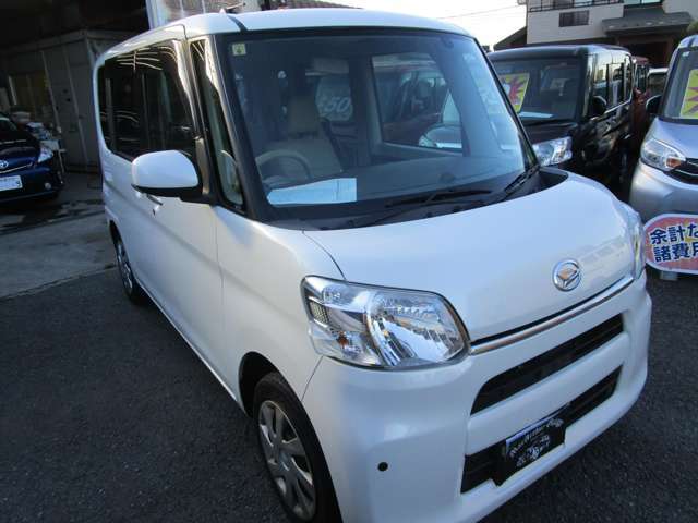 ご契約に際しお客様による現車確認をお願いしております。何とぞご来店いただけますようお願いいたします。28年度自動車税は法定費用諸費用に含みます。全車オイル交換後納車。少ない利益でお車をご提供しております