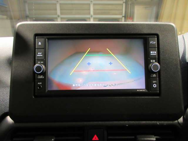 車庫入れが苦手なお客様もう安心ですバックカメラがついています