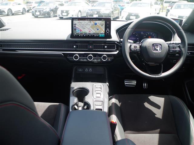 【ホンダセンシング】・衝突軽減ブレーキ（CMBS）・車線維持支援システム（LKAS）・アダプティブクルーズコントロール（ACC）・後方誤発進抑制機能・誤発進抑制機能