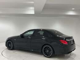 【ユーズドカーウェルカムプラン（残価設定型ローン）】ローン元金の一部を最終回のお支払いまで据え置き、毎月のお支払いを軽減するローンプランです。