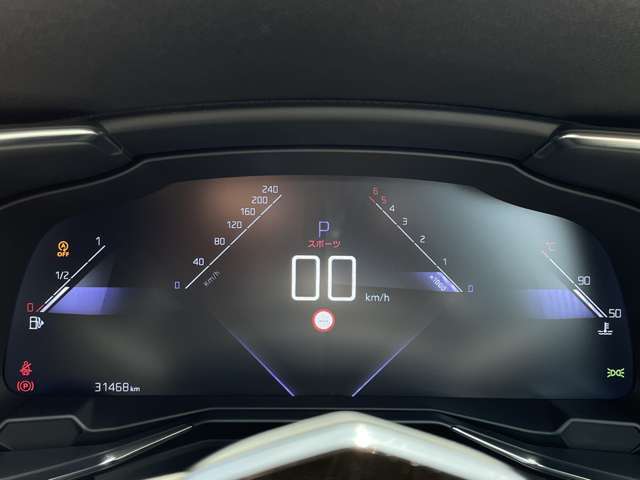 【スピードメーター】『スピードメーター』の画像になります。メーターがシンプルで見やすく運転しやすいですね！