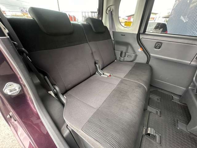 弊社ではお車の保証等はなく現状販売ですが、お得にご案内しております！価格重視の方は必見です★是非お問い合わせください！